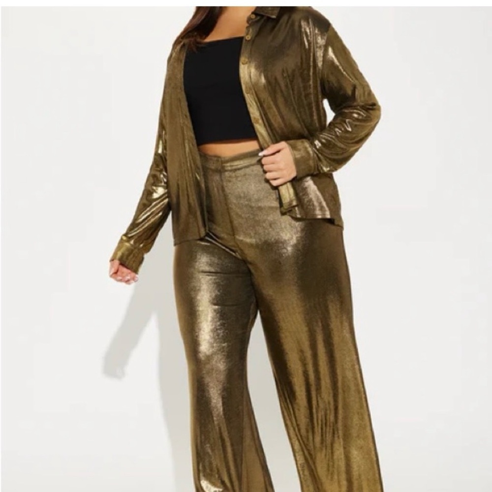 FASHION NOVA XS Metallic Gold Wide-Leg Pants - Women's Jumpsuit Bottoms